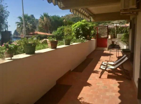 Seafront Apartment near Taormina